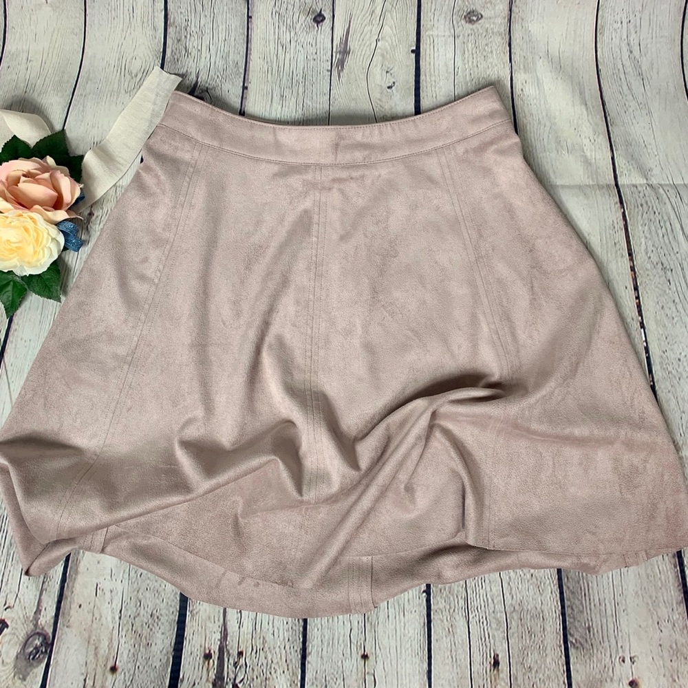 HM dusty rose faux suede raw edge miniskirt πΉβ€οΈ - Picture 1 of 4